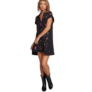 NEW CHASER the Downtown Mini Dress in Night Palm Print Button Front Size Small